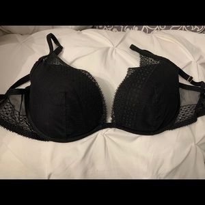 32DDD Victoria Secret Bra